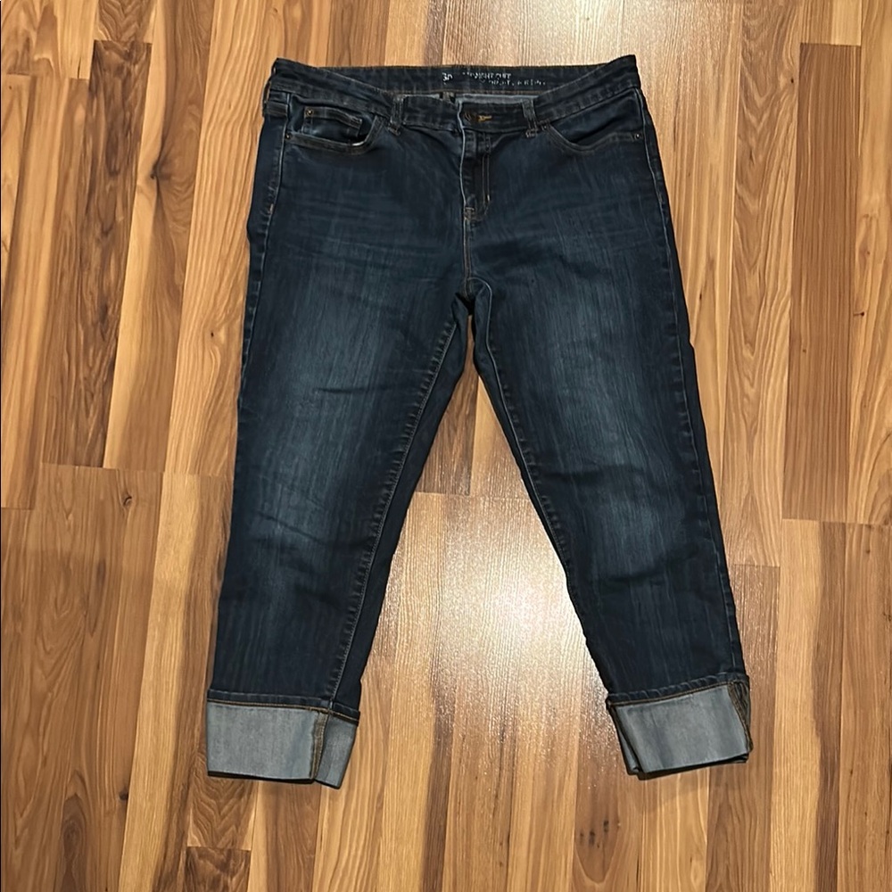 Gap Straight Cuff jeans size 10 dark wash